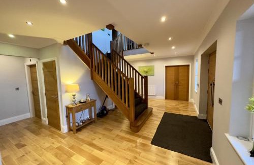 Llanddulas House | Le Morne- 5 Bed Luxury Coastal Retreat