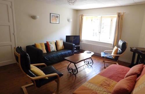 Campeaux House | Le Moulin L'Eveque