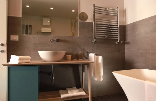 Genoa Historical Centre Hotel | Le Nuvole Residenza d'epoca