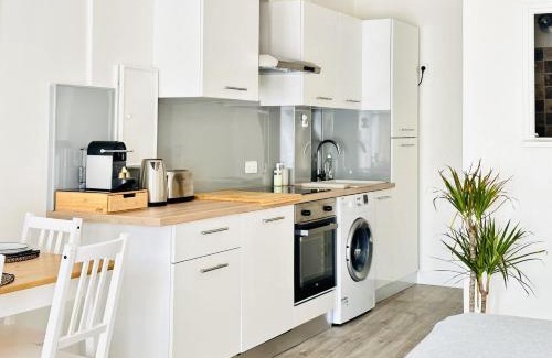 Pointe Croisette Apartment | Le Palm Beach - Bord de mer - Cannes