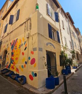 Quartier du Panier Apartment | Le panier à vos pieds