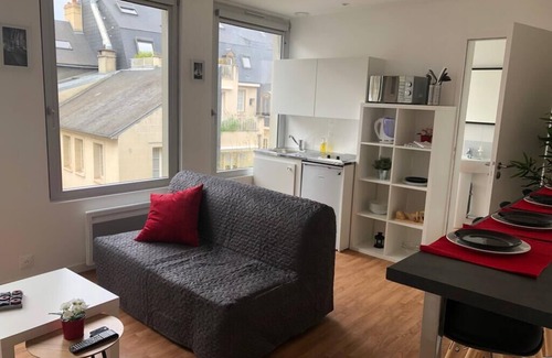 Centre Ancien Apartment | ❤️ LE PARISIEN 🛎️ HYPER CENTER ☀️ FIBER WIFI ⛱️ JERGWELOH