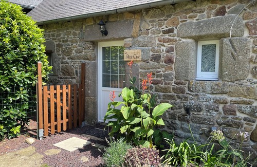 Camlez House | Le Petit Gite de St Nicolas- 5min from the beach -SPA-