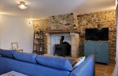 Lanrodec House | Le Petit Quinquis