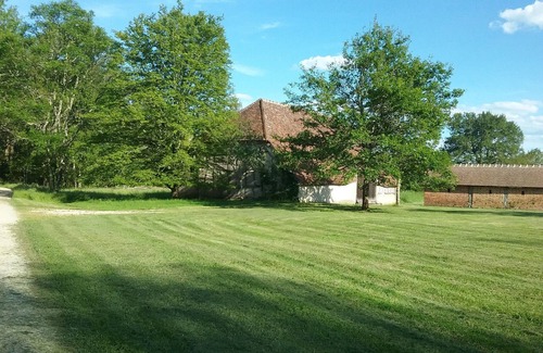 Neung-sur-Beuvron House | Le Petit Villiers In the heart of Sologne des Étangs.