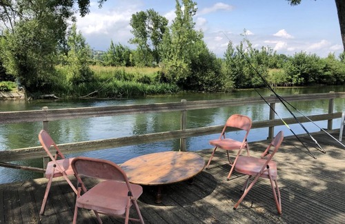 Beaumont Saint-Cyr House | Le Port de Beaumont - Beaumont Saint CYR