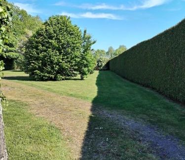 Le Torquesne House | Le Presbytère - La Trêverie