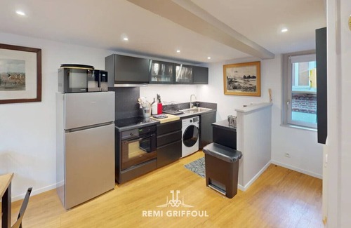 Honfleur Apartment | Le Repère de Popeye | Beautiful Apartment | Honfleur | 4 Guests