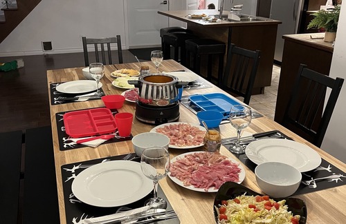 Stoneham-et-Tewkesbury Ski Chalet | 🌟Le Repère 🌟 Beach 🏖️ Spa 💦Sauna 🧖‍ Billiards🎱