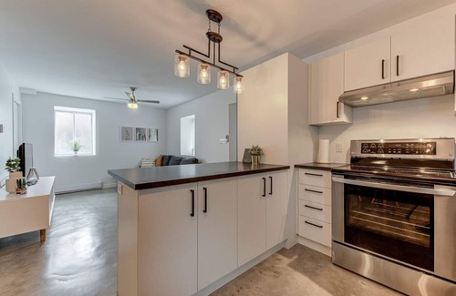 Quartier 5-4 Apartment | Le Royale - Havre de paix-Two Bedrooms