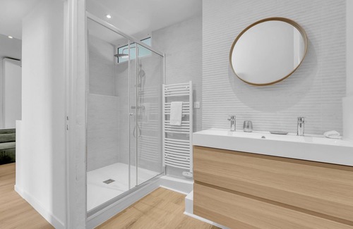 Cote Pavee Apartment | Le Sant Salvador - Appartement près du canal