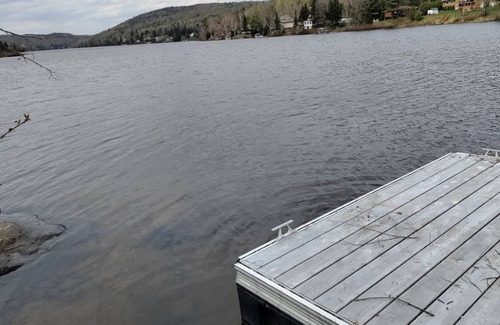 Saint Zenon House | Le St-Zen - Bord de l'eau & SPA Dogfriendly ($)