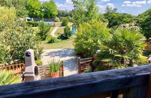 Saint-Just-Luzac Apartment | Le Studio 2 person accomodation
