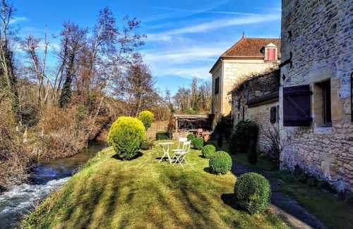 Les Eyzies Cottage | Le Tournesol au Banquet, Les Eyzies