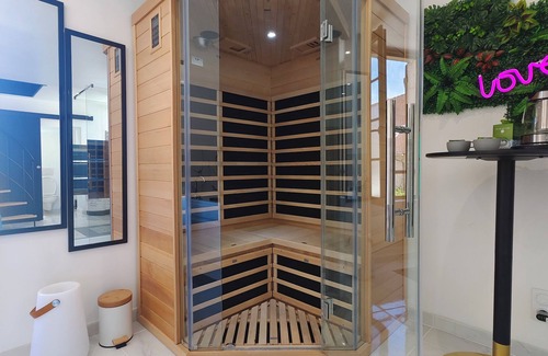 Hermanville-sur-Mer House | Le Triplex Romantique SPA Balneo duo * Sauna