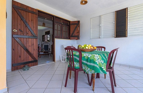 Petit-Canal Apartment | Le Verger de Charles - jardin arboré - Petit Canal Guadeloupe