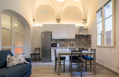 Santo Spirito Apartment | Le Volte apartment in Florence by Mmega