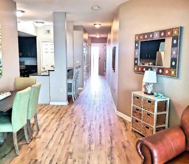 Gulfport House | Legacy Tower Two 904