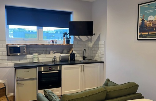 Soho Apartment | Leicester Square 3rd Floor Studio