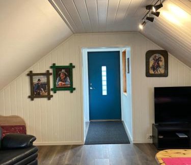 Flekkefjord Apartment | Leilighet toppetasje, Flekkefjord