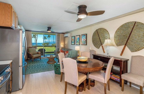 Kihei Cabin | Leinaala Oceanfront #200 2nd Floor unit, Large End Unit, Oceanfront Complex!