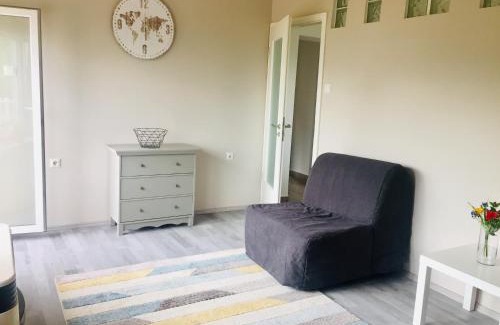 Balatonlelle Apartment | Lelle-kert Apartman 01