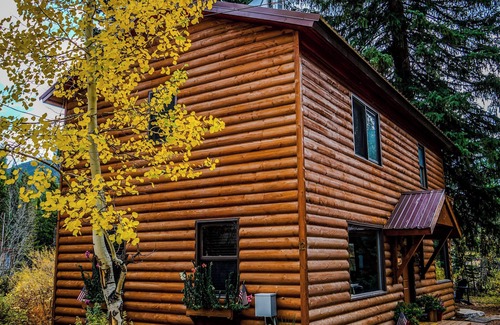 Grand Lake Cabin | Lemmon Lodge Riverfront Cabin #12 with Private Beach on Grand Lake!