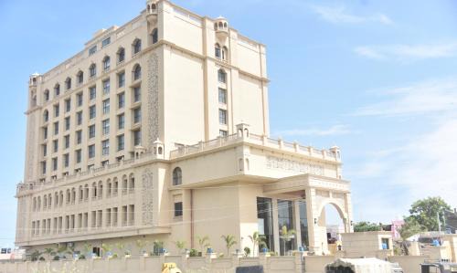 Dwarka Hotel | Lemon Tree Premier, Dwarka
