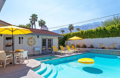 El Mirador House | Lemon Twist - Read The Reviews! Very Private Palm Springs Pool Yard!