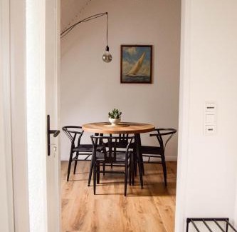 Detmold Apartment | Leonidas Residence - Ihr feines 2 Schlafzimmer Apartment in der Detmold Innenstadt