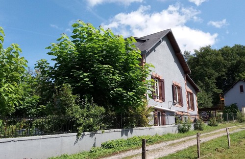 Saint-Honore-les-Bains Apartment | Les Buissonnets "Mozart" Apartment 2 people in the Morvan