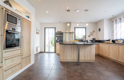 Brignogan-Plage Apartment | Les Chardons Bleus 1 by Interhome