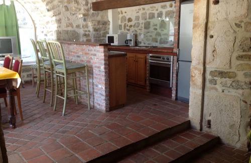 Grospierres House | Les cigales rental gite églantier in Ardèche near vallon pont d'arc