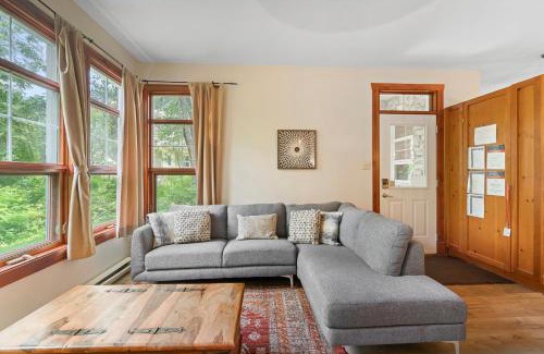 Tremblant-Les-Eaux House | Les Eaux - 2bdrs W Pool & Hot Tub Near Village