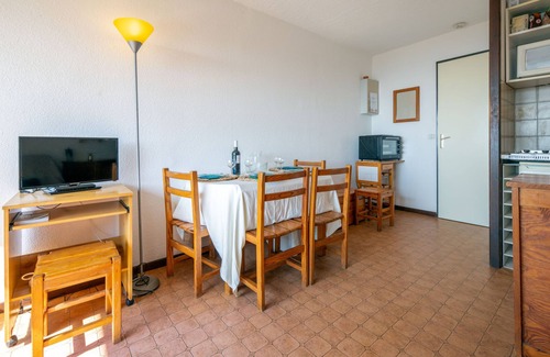 Saint-Pierre-la-Mer Apartment | Les Eaux Vives 1 & 2 by Interhome
