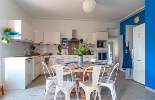 Clohars-Carnoet House | Les Myosotis - Maison typique pour 12