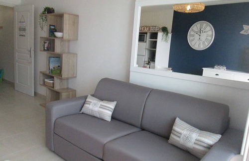 Sables-d'Or-les-Pins Apartment | "Les Sables" APT 2 pers SEA VIEW, BEACH SIDE IN Sables D'Or