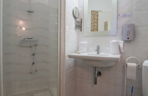 Tournon-d'Agenais Hotel | Les Voyageurs