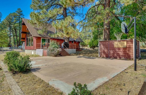 Prescott House | Less Than 2 Mi to Dtwn Prescott Cabin with Furnished Deck