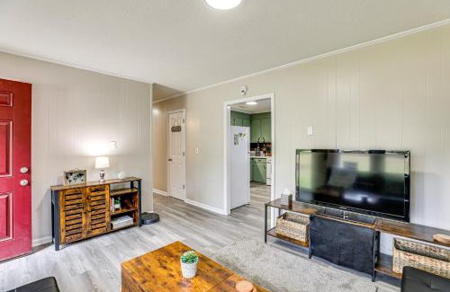 Walterboro - St. George House | Less Than 5 Mi to Dtwn Walterboro Grill, Game and More!