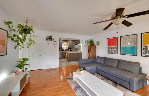 Virginia Village House | Less Than 7 Mi to Dtwn Denver Home with Large Yard!