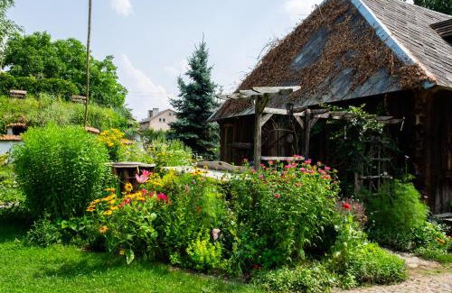gmina Bielany House | Letnisko Sikory