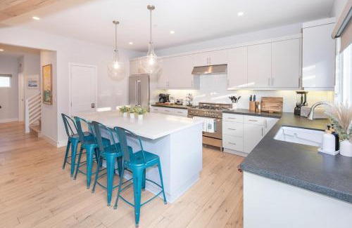 Leucadia House | Leucadia Oasis with Spa, EV, Fire Pit, AC, Walk to Beach