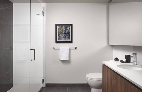 Belltown Hotel | Level Seattle- Executive Two Bedroom Suite plus Office