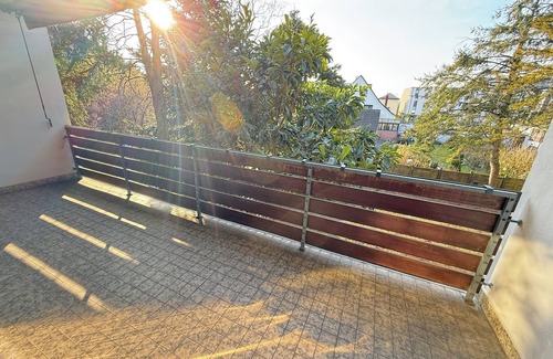 Leverkusen Apartment | Leverkusen apartment - ideal for fitters & families, 3 bedrooms & large balcony