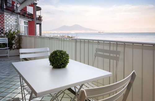 Posillipo Apartment | LHP Suite Posillipo