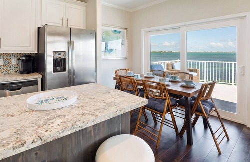 Cudjoe Key House | LICENSE TO CHILL ~ Waterfront 2 BR/2Ba in Cudjoe Key w/ Dockage & Parking!