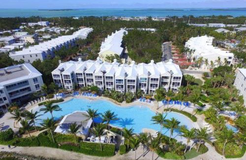 Rock Harbor House | LICENSED MGR - 4/3.5 MODERN VILLA - KEY LARGO'S MOST UPSCALE OCEANFRONT RESORT DESTINATION!