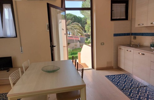 Lido di Capoliveri Apartment | Lido i Palmizi Studio apartment for 2 people 300 meters from the sea