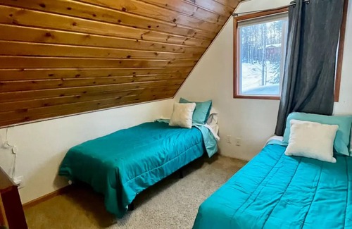 Meadow Lakes House | Life is great on the lake!nn